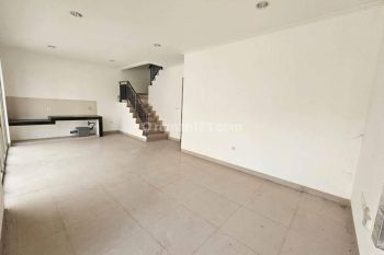 Disewa Rumah Pik2 3 Kamar 8x10 2 Lantai Baru