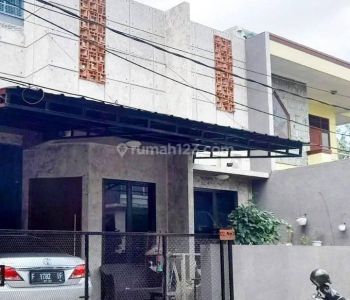 Rumah Apik Dalam Komplek 3 Lantai Siap Huni di Jatibening Bekasi
