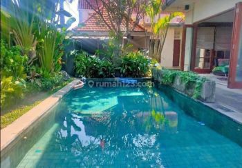 Villa cantik jalan kaki ke pantai Sanur Denpasar Selatan Bali Indonesia