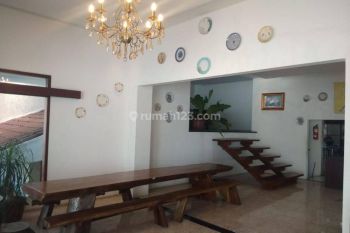 Rumah Keren Sayap Riau Bandung, Harga Dibawah Njop