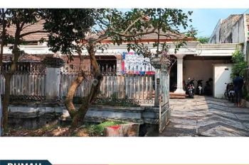 Disewakan Rumah Klassik Terawat di Ronggowarsito, Klojen, Malang