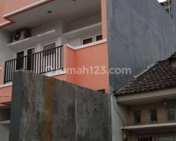 RUMAH DI GRAND SUTERA TANGERANG