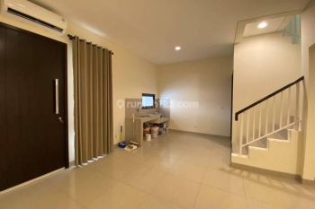 Rumah 2 Lantai Bagus SHM di Mozia Cluster Amarine, Tangerang