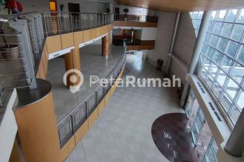 Gedung Dan Gudang Seluas 10.682m2 Jalan Asrama