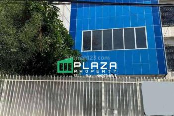 Disewakan Ruko di Jalan Sultan Hasanuddin