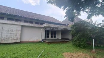 Rumah Dengan Halaman Luas di Bogor Kota