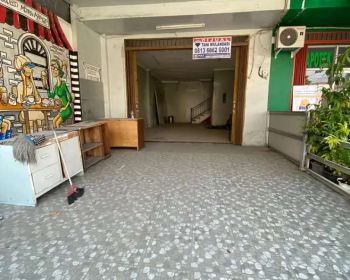 JUAL RUKO 2 LANTAI SIAP PAKAI DI KAWASAN RAMAI, PASTI UNTUNG