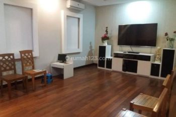 Dijual Rumah 2 Lantai Strategis di Setra Duta Pasteur Bandung