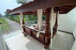 thumbnail-rumah-dengan-privat-pool-jalan-palagan-5