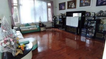 Jangan Sampe di Skip, Mampir Aja Kepoin Dulu Yuk Hunian Idaman 2 Lantai Di Setra