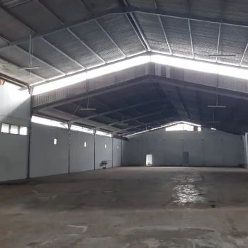 Di sewakan gudang bersih Dan keren Di kiaracondong