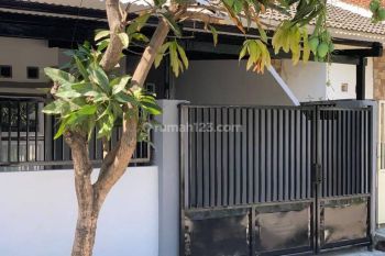 Rumah Modern Habis Renov Murah Dkt Wadungasih , Buduran Sda
