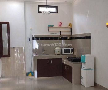 Rumah cantik baru renovasi  dicitra raya tangerang.