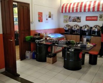 Ruang Usaha Strategis, Ex Resto di Sayap Riau Bandung
