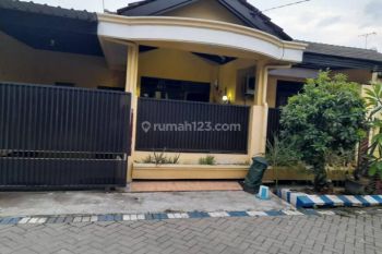 Jual Rumah Strategis Perumahan Taman Pinang Indah Sidoarjo Kota