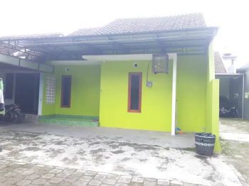 Rumah disewakan jl Kaliurang km 8 utara jl Damai