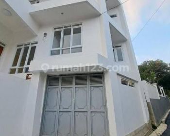 Rumah Eksklusif 3.lt Bandung Timur Siap Huni Nyaman