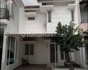 Rumah Cluster Flourist Terrace Sarua Indah, Ciputat