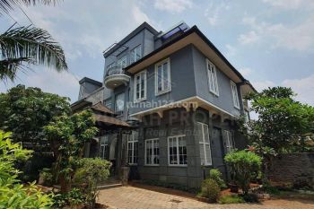 Rumah Hook Halaman Luas Harga Nego di Lebak Bulus Pertanian