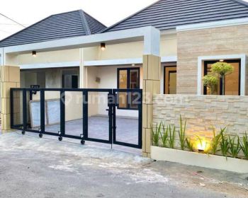 Rumah Baru Dekat Kampus Uii Jalan Kaliurang Cuma 700 Jutaan