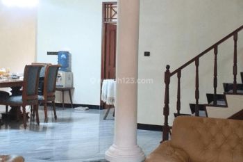 Rumah 2 Lantai Di Daerah Jambore Cibubur Jakarta Timur