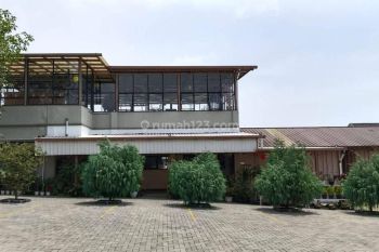 Ruang Usaha Tanah Dan Bangunan di Area Lembang Villa Resto