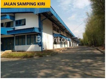 Siap pakai, gudang untuk menyimpan peralatan, material di kawasan cibinong ,