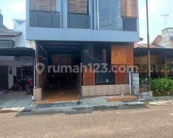 Dijual Cepat Rumah 2 Lantai Siap Huni di Cluster Sakura Modernland Tangerang