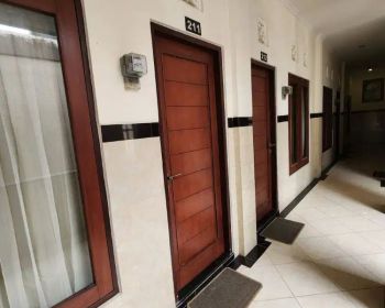 Jual rumah kost dekat Kerobokan , 14 kamar