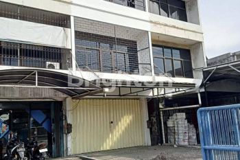 Ruko 3,5 Lantai di Jalan Letjen Suprapto