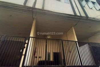 Rumah Siap Huni Lokasi Strategis Di Tanjung Duren(TD135)