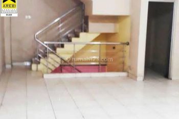 Nego Sekarang Dijual Ruko 3 Lantai Main Road, Kebon Kawung Bandung