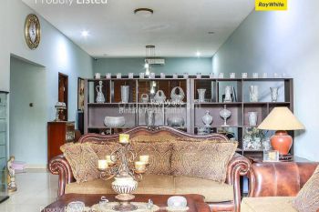 Rumah Mewah, Rumah Siap Huni Dan Lokasi Strategis Di Jaksel