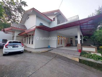TURUN HARGA, RUMAH 2 LANTAI BERHALAMAN LUAS DI SUBANG, JAWA BARAT