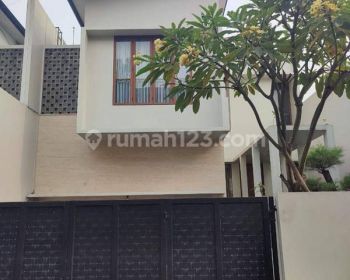 KEMANG RUMAH MEWAH ELEGAN TROPIS MODERN DAN NYAMAN TENANG DI KEMANG TIMUR DALAM