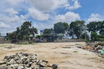 Tanah Sewa Area Strategis di Jalan Utama Gatot Subroto Barat