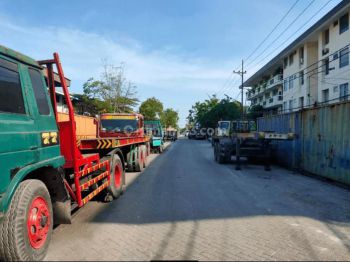 Disewakan Gudang Teluk Kumai Dekat Pelabuhan Perak Parkir Luas