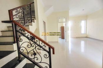 Dijual Villa Siap Huni Komplek Citraland Gama City Cluster Bahamas