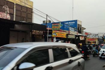 Sale Ruko: di jual 2 ruko