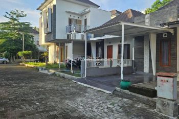 Rumah cantik dan bersih di kompleks perumahan Premium di Tabanan