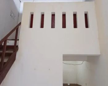 Sewa Rumah Tingkat Minimalis Dekat Tol Jatiwaringin