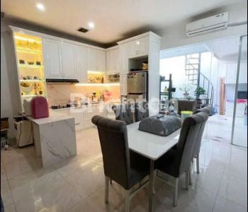 RUMAH SEMI FURNISHED 2 LANTAI ,SIAP HUNI, RANCAMANYAR REGENCY
