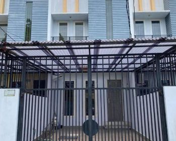 Rumah 2,5 Lantai Di Duri Kepa, Jakarta Barat