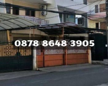 Rumah bagus Siap Huni 3 lantai di Taman Ratu(TR66)