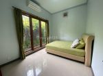 thumbnail-rumah-modern-minimalis-halaman-luas-depan-taman-sentul-city-bogor-10