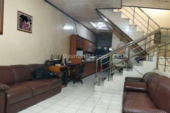 Dijual Cepat Ruko 4 Lantai Furnish Siap Huni di Taman Holis Indah