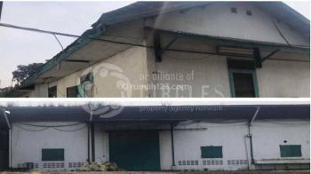 BANGUNAN BAGUS ADA PABRIK STRATEGIS DAERAH PADALARANG BANDUNG