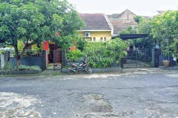 Dijual Cepat Rumah 2 Kavling Yang Luas Dan Nyaman Untuk Dihuni