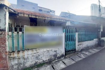 Rumah Tua Hitung Tanah Di Tanjung Duren(TD196)
