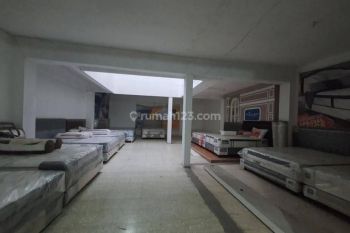 Disewakan Ruko 3,5 Lantai Sudirman Mainroad Bandung
